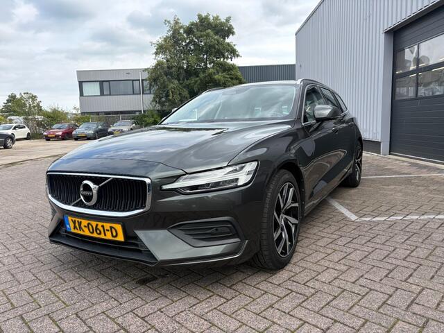 Volvo V60 2.0 D4 Momentum Pro. Adapt. Cruise I Leer I All-in prijs!