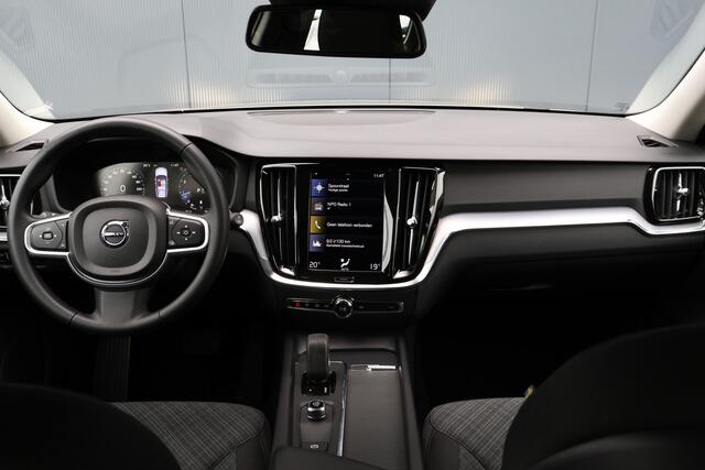 Volvo V60 2.0 B3 Momentum Advantage | Camera | Stoelverwarming | Apple Carplay / Android Auto