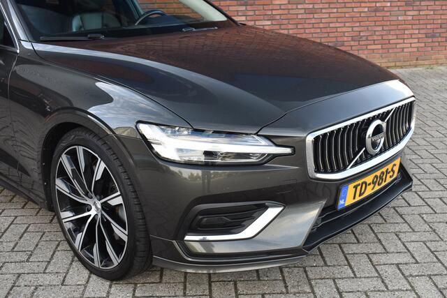 Volvo V60 D4 Automaat 190PK Inscription | Trekhaak | All season banden | Head up display | Panoramadak