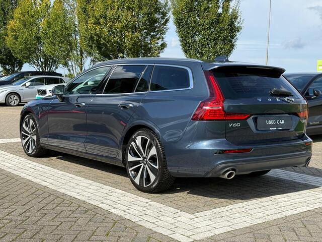 Volvo V60 T6 Twin Engine AWD Momentum Pro | Trekhaak | Parkeercamera | Apple Carplay | Digital Cockpit |