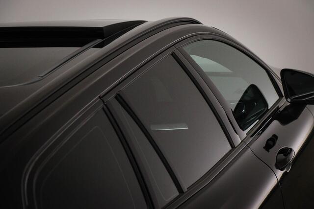 Volvo V60 2.0 B4 Ultimate Dark | PANORAMADAK | HEAD UP | STANDKACHEL | ACHTERBANKVERWARMING | 360 CAMERA | 20"