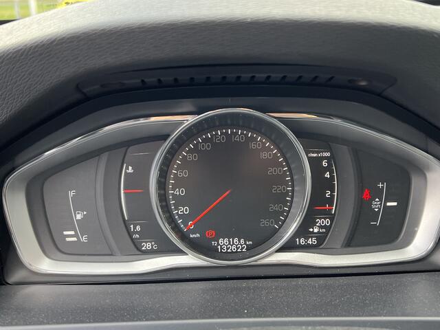 Volvo V60 2.0 T3 Summum | Nieuw binnen | Schuif- kanteldak | Trekhaak| Camera