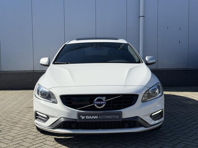 Volvo V60 2.0 T4 Business Sport | R-Design | Nwe. distributie | Adaptive | Schuifdak | Trekhaak