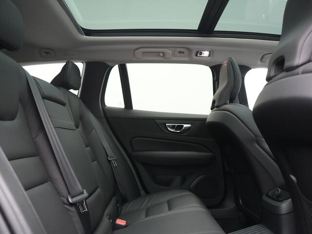 Volvo V60 T6 Recharge AWD Inscription PHEV 340pk Dealer O.H | Trekhaak Af Fabriek | Panodak | Adaptive Cruise | Harman / Kardon | 360 Camera | Lederen Sportstoelen Memory & Verwarmd | Stuurverwarming | Blis | Keyless | Apple Carplay | Virtual | Navigatie | DAB | 19"L.M | Plug In Hybrid