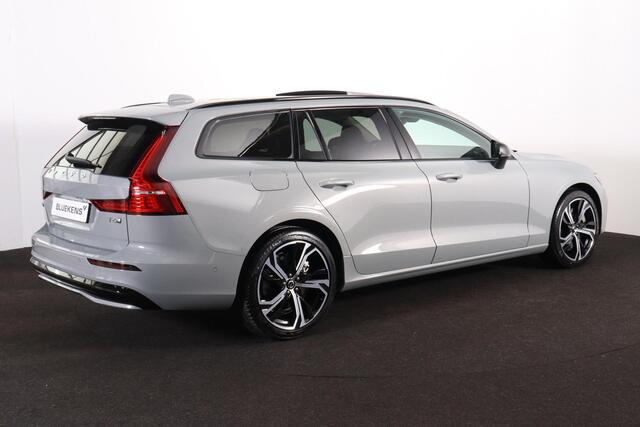 Volvo V60 T6 Recharge AWD Plus Dark - Panorama/schuifdak - IntelliSafe Assist & Surround - 360º Camera - Harman/Kardon audio - Verwarmde voorstoelen, stuur & achterbank - Parkeersensoren voor & achter - Elektr. bedienb. voorstoelen met geheugen - Head up display - Extra getint glas - 19' LMV