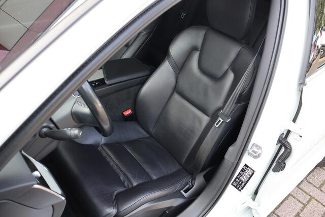 Volvo V60 2.0 B4 Inscription | ACC | HUD | Panoramadak | Harman/Kardon | Leder | 360*Camera | Trekhaak |