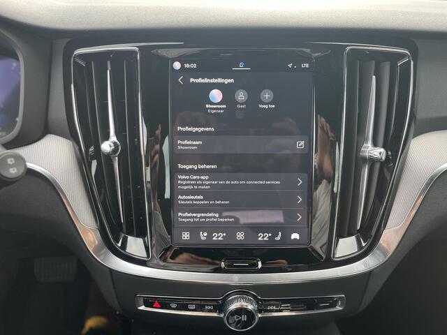 Volvo V60 2.0 T6 Plug-in hybrid AWD Plus Dark