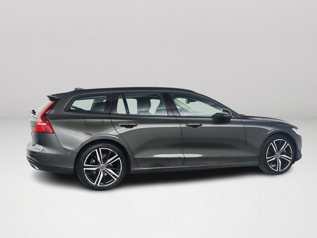 Volvo V60 B3 Essential | Parkeercamera | Cruise control | Navigatie | Trekhaak