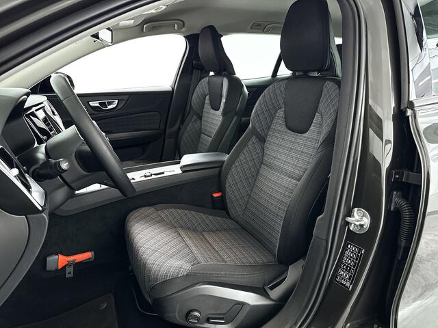 Volvo V60 B3 Essential | Parkeercamera | Cruise control | Navigatie | Trekhaak