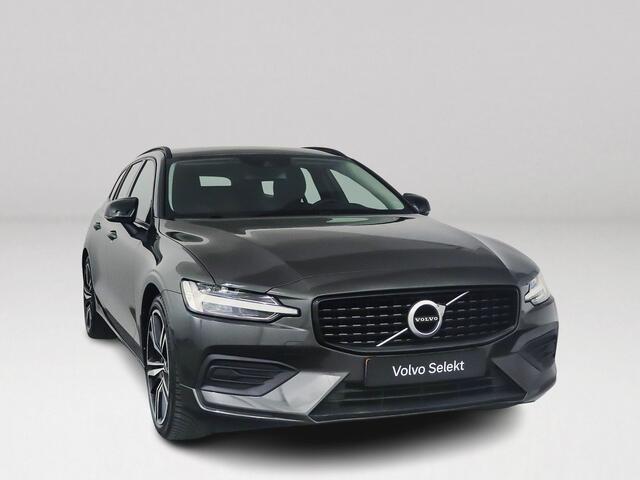 Volvo V60 B3 Essential | Parkeercamera | Cruise control | Navigatie | Trekhaak