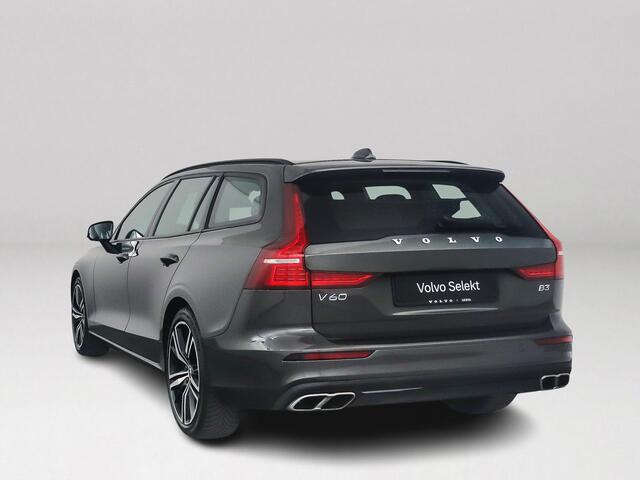 Volvo V60 B3 Essential | Parkeercamera | Cruise control | Navigatie | Trekhaak