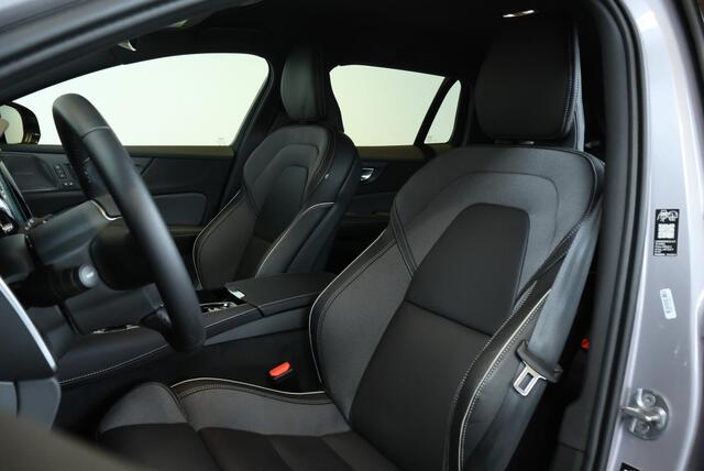 Volvo V60 T8 Plug-in hybrid AWD Plus Dark | 360° Parkeercamera | Semi-Electrische Wegklapbare Trekhaak | Stoelverwarming | Stuurwielverwarming | Google infotainment | Parkeersensoren voor + achter | Lederen bekleding – foto 9