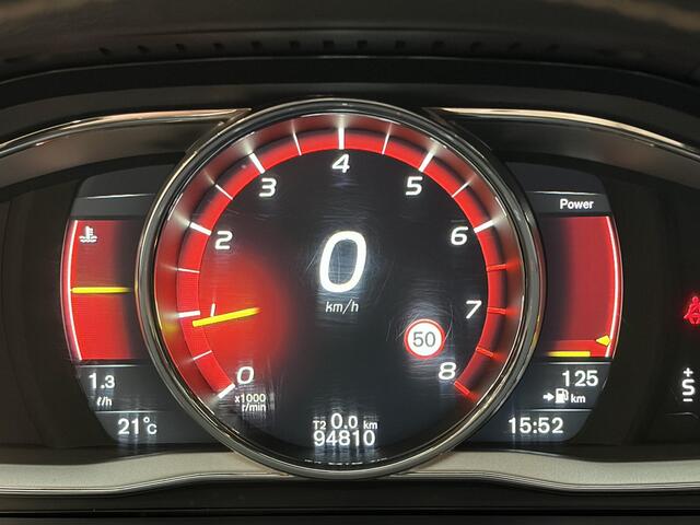 Volvo V60 2.0 T4 Business Sport / Binnenkort-Beschikbaar! / Foto's Volgen! / ENZ. – foto 3