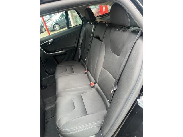 Volvo V60 2.0 T3 152PK Momentum PDC/BLUETOOTH/NAVI – foto 7