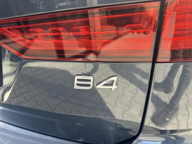 Volvo V60 2.0 B4 Plus Dark HUD|360|ACC|Pano|leder