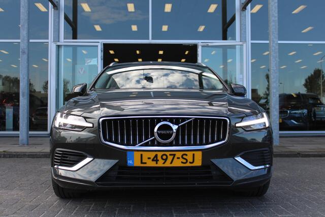 Volvo V60 T6 Recharge AWD Inscription | H&K audio | Camera achter | Climate | Memory seat | verwarmd stuurwiel/voorstoelen |