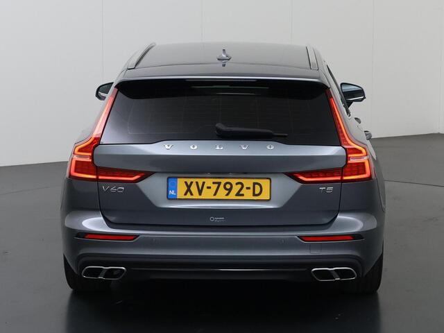 Volvo V60 2.0 T5 Momentum Pro 250pk Automaat | Lederen Bekleding | Achteruitrijcamera | Stoelverwarming | – foto 4