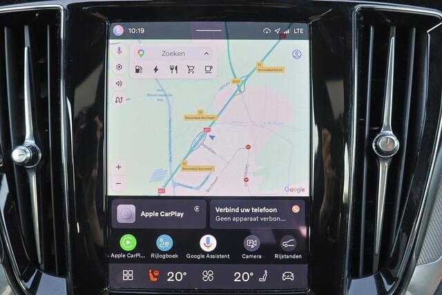 Volvo V60 T6 Recharge AWD Plus Dark - IntelliSafe Assist & Surround - 360º Camera - Harman/Kardon audio - Verwarmde voorstoelen, stuur & achterbank - Parkeersensoren voor & achter - Elektr. bedienb. voorstoelen met geheugen - Inklapbare trekhaak - 18' LMV