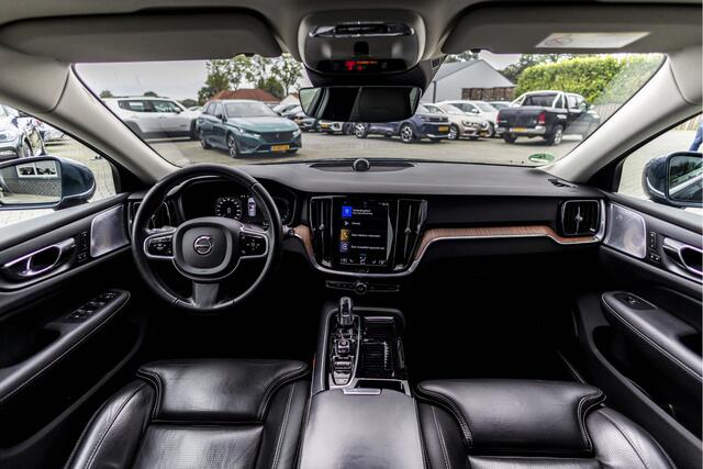 Volvo V60 2.0 T8 Twin Engine AWD Inscription | Pano | Bowers & Wilkins | E-Trekhaak