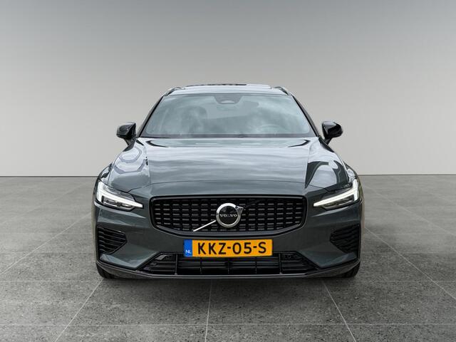 Volvo V60 2.0 T6 Plug-in hybrid AWD Plus Dark l Schuif/kantel dak l Getint glas achter l
