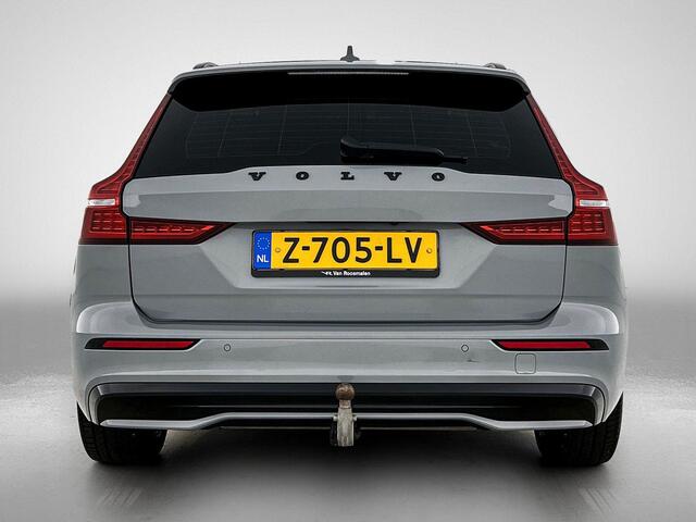 Volvo V60 2.0 B4 Plus Dark | Stoelverwarming | 19 Inch wielen | trekhaak |