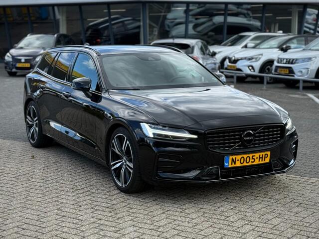 Volvo V60 2.0 B5 250PK R-DESIGN TREKHAAK NL-AUTO