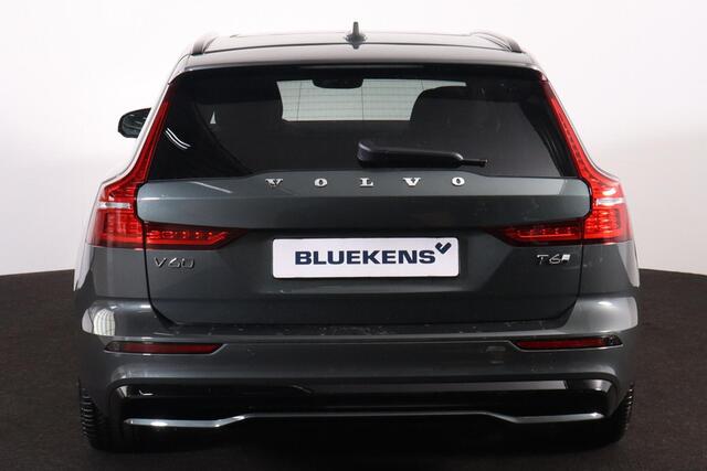 Volvo V60 T6 Recharge AWD Plus Dark - Panorama/schuifdak - IntelliSafe Assist & Surround - 360º Camera - Harman/Kardon audio - Verwarmde voorstoelen, stuur & achterbank - Parkeersensoren voor & achter - Elektr. bedienb. voorstoelen met geheugen - Head up display - Extra getint glas - 19' LMV – foto 4
