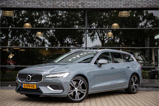 Volvo V60 2.0 T8 Recharge AWD R-Design , Trekhaak, Cruise control, Achterstoelen verwarmd, – foto 6