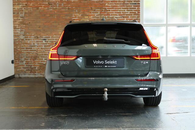 Volvo V60 T8 Plug-in hybrid AWD Plus Dark | Panoramadak | Trekhaak | Verwarmbare voorstoelen, achterbank en stuurwiel | Head-up display | 360 graden camera | Premium audio by Harman Kardon | Adaptieve cruise control – foto 7