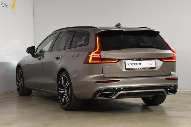 Volvo V60 T8 Twin Engine 390PK Automaat AWD R-Design / Adaptive Cruise Control / 360 Camera / Harman Kardon / Stoel- en stuurverwarming / Stoelverwarming achter / Trekhaak elektrisch wegklapbaar / Elektrische stoelen met geheugen – foto 6