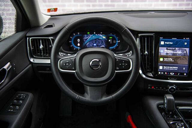 Volvo V60 2.0 T6 Plug-in Hybrid AWD Essential Bright | PHEV Long Range | Trekhaak | Lederen Bekleding | Achteruitrijcamera | Parkeersensoren | Stoelverwarming voor en achter | Cruise Control Adaptief | BLIS | Google Navigatie | Apple Carplay | Android Auto – foto 3
