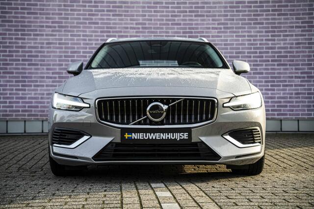 Volvo V60 2.0 T6 Plug-in Hybrid AWD Essential Bright | PHEV Long Range | Trekhaak | Lederen Bekleding | Achteruitrijcamera | Parkeersensoren | Stoelverwarming voor en achter | Cruise Control Adaptief | BLIS | Google Navigatie | Apple Carplay | Android Auto – foto 8