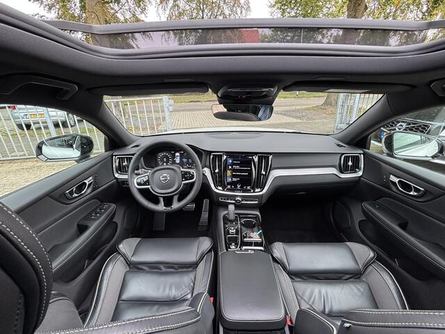 Volvo V60 T6 Recharge AWD R-Design Pano Keyless Pilot Assist – foto 2
