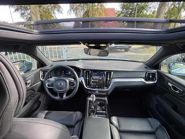 Volvo V60 T8 455pk AWD Ultimate Bright Pano Keyless HeadUp – foto 2