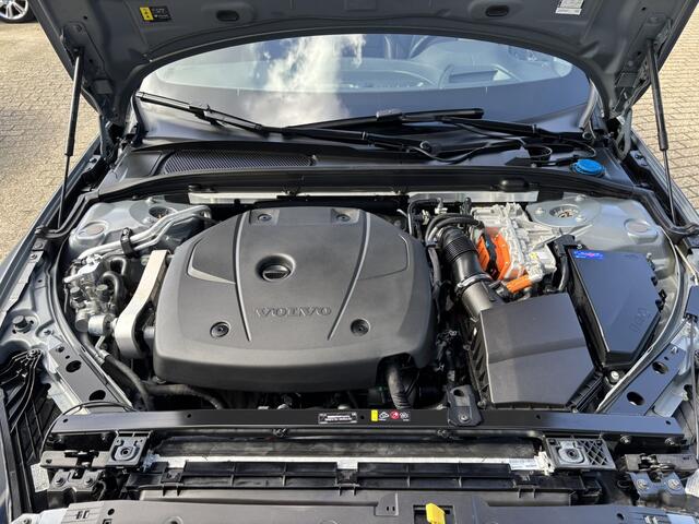 Volvo V60 T8 455pk AWD Ultimate Bright Pano Keyless HeadUp – foto 7