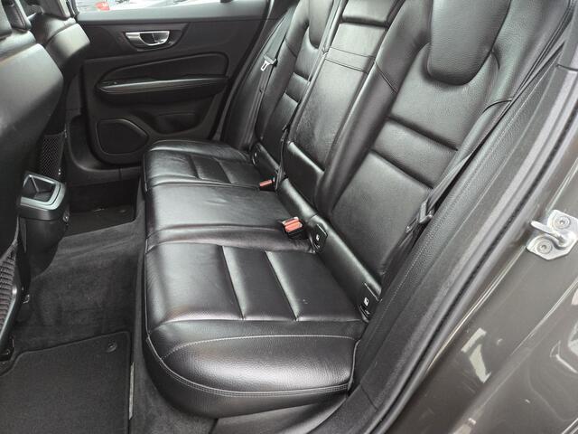 Volvo V60 2.0 B3 Inscription | Trekhaak| Comfort Stoelen| Dealer onderhouden| – foto 10