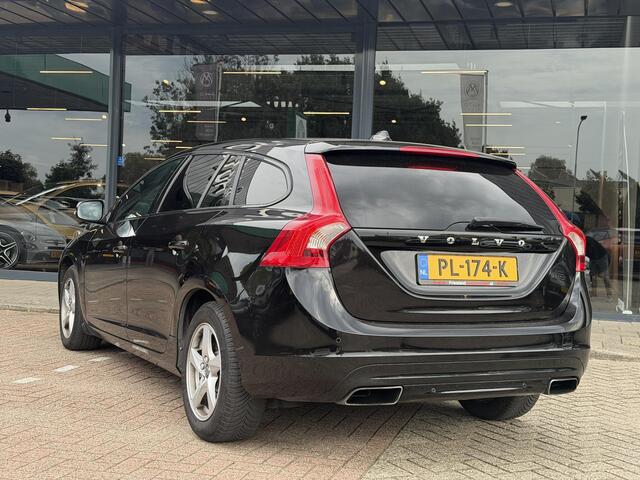 Volvo V60 2.0 D2 Polar+ Dynamic AUTOMAAT | LEDER | NAVIAGTIE | AIRCO | CRUISE CONTROL | STOELVERWARMING | LED | BI-XENON | PARKEER SENSOREN | – foto 3