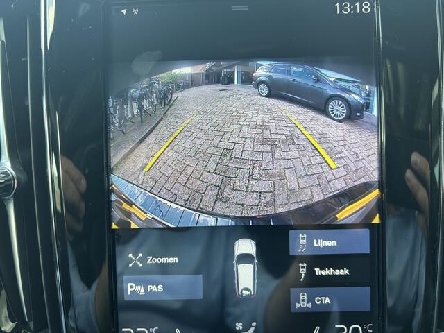 Volvo V60 2.0 T8 Twin Engine AWD R-Design Black Edition 390 PK als nieuw – foto 9