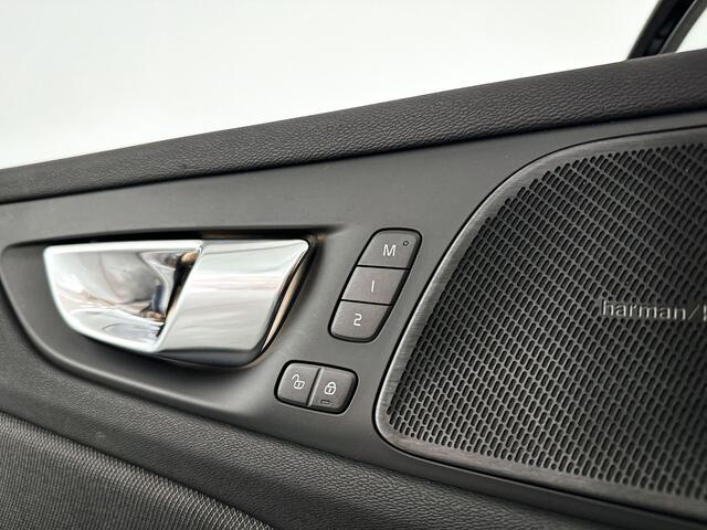 Volvo V60 T8 Plug-in hybrid AWD Plus Dark | SOH 100% | Panoramadak | 360° camera | Head-up display | Harman Kardon | Stoel- en stuurverwarming | Trekhaak – foto 8