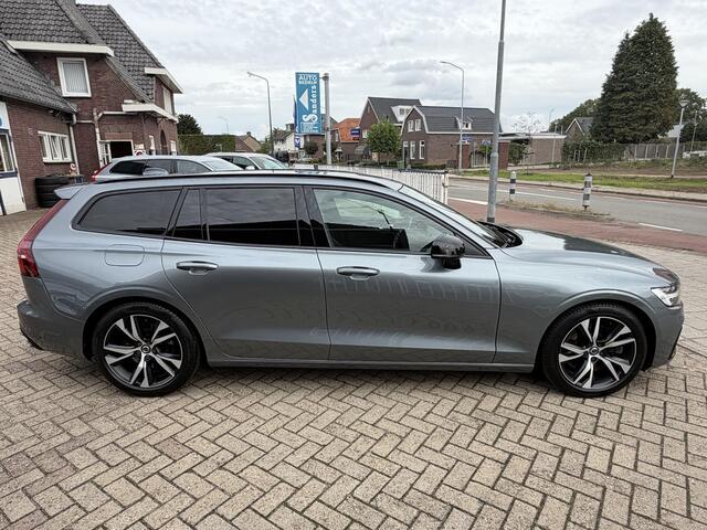 Volvo V60 2.0 T5 R-Design – foto 7
