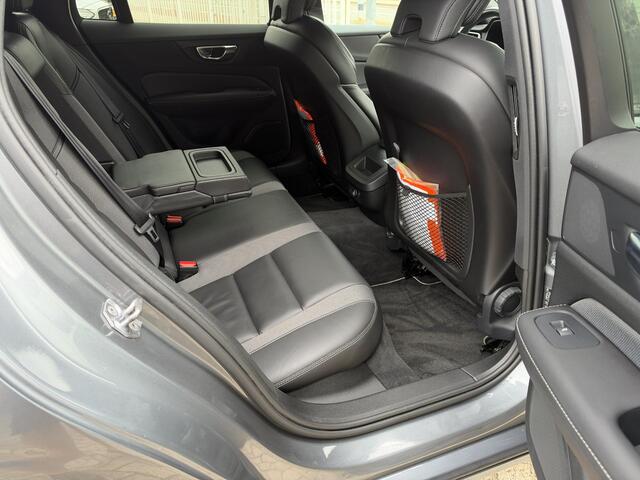 Volvo V60 2.0 T5 R-Design – foto 9