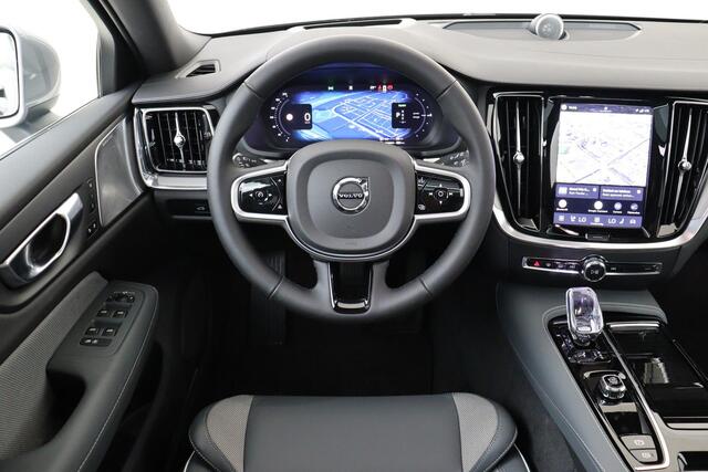 Volvo V60 T8 PLUG-IN HYBRID AWD ULTRA BRIGHT *UNIEK!* -PANO.DAK|BOWERS&WILKINS|SLATE|360°CAM|HEAD-UP DISP.|PRIVACY.GLAS|TREKHAAK|19"|SoH:100% – foto 2