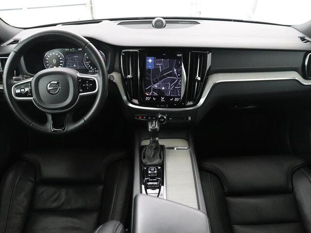 Volvo V60 2.0 T6 AWD Inscription 310PK Inscription Bowers & Wilkins | Pano | Head Up | Trekhaak | LED | Stoelverwarming – foto 3