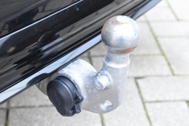 Volvo V60 T6 350PK Plug-in hybrid AWD Plus Dark / Adaptive Cruise Control / 360 Camera / Harman Kardon / Stoel- en stuurverwarming / Stoelverwarming achter / Trekhaak elektrisch wegklapbaar / Elektrische stoelen met geheugen – foto 7