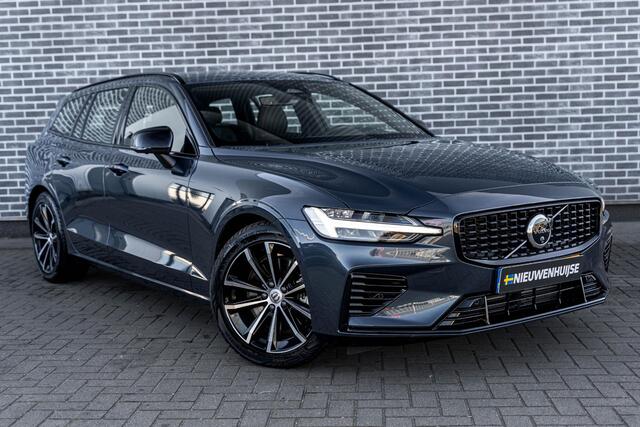 Volvo V60 2.0 T6 Plug-in Hybrid AWD Plus Dark | PHEV Long Range | Trekhaak | Sportstoelen | Harman Kardon Audio | 360 Graden Camera | Stoelverwarming voor en achter | Keyless Entry | Elektrische Achterklep | Elektrisch Verstelbare Voorstoelen | Cruise Control Adaptief | BLIS | Google Navigatie | Apple Carplay | Android Auto – foto 2