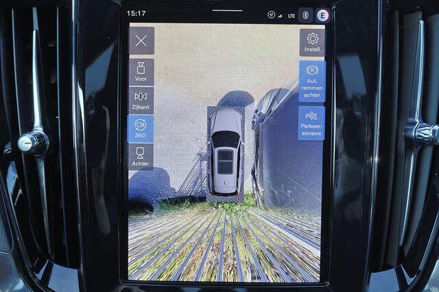 Volvo V60 T6 Recharge AWD Plus Dark - Panorama/schuifdak - IntelliSafe Assist & Surround - 360º Camera - Harman/Kardon audio - Verwarmde voorstoelen, stuur & achterbank - Parkeersensoren voor & achter - Elektr. bedienb. voorstoelen met geheugen - Head up display - Extra getint glas - 19' LMV – foto 8