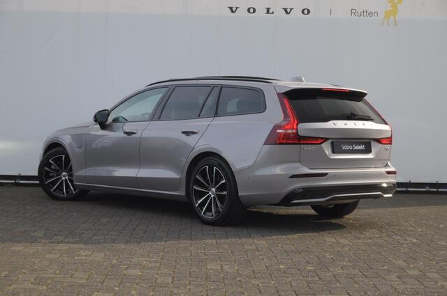 Volvo V60 T8 455PK Automaat Plug-in hybrid AWD Plus Dark Trekhaak / Head up display / / Trekhaak / Panoramadak / Keyless entry / Elektrische achterklep / Stoel - en stuurwielverwarming / BLIS / Adaptieve cruise control / Parkeersensoren met camera – foto 4