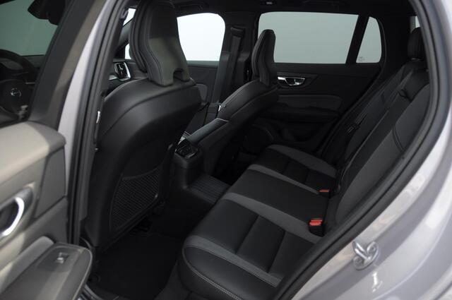 Volvo V60 T8 455PK Automaat Plug-in hybrid AWD Plus Dark Trekhaak / Head up display / / Trekhaak / Panoramadak / Keyless entry / Elektrische achterklep / Stoel - en stuurwielverwarming / BLIS / Adaptieve cruise control / Parkeersensoren met camera – foto 10