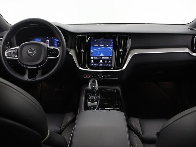 Volvo V60 2.0 T8 Plug-in hybrid AWD Plus Dark | SOH 96,2% | Elek. Trekhaak | Lederen Interieur | Stoel/Stuurverwarming | Cruise Control Adaptief | Apple Carplay/Android Auto | – foto 9
