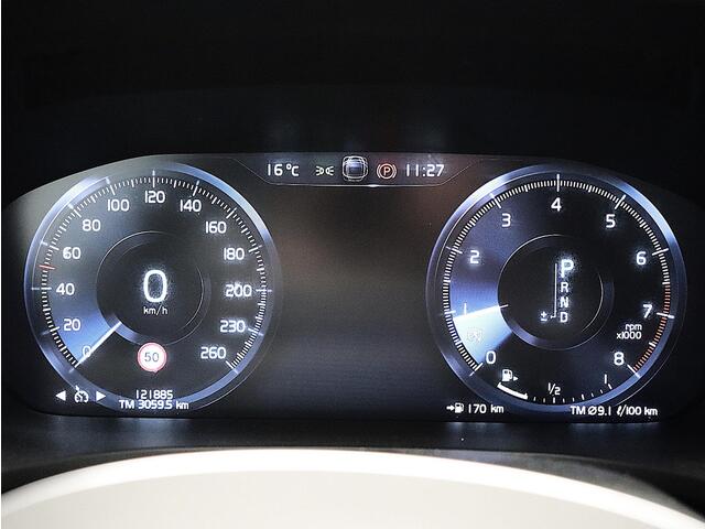Volvo V60 CROSS COUNTRY T5 AWD Pro / Trekhaak / Pan. dak / Elektr. bed. stoel / Harman Kardon